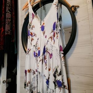 Kimchi Blue floral flowy babydoll tank